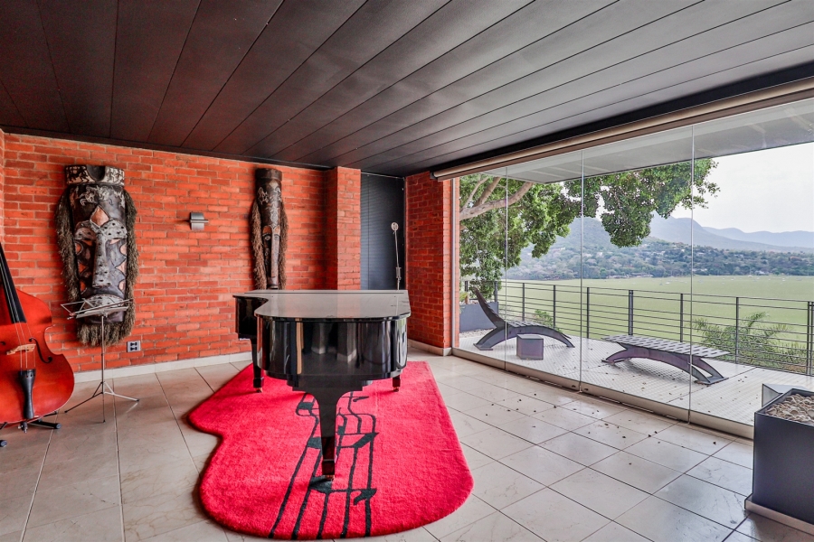 3 Bedroom Property for Sale in Kosmos North West